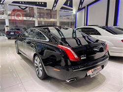 جاكوار XJ